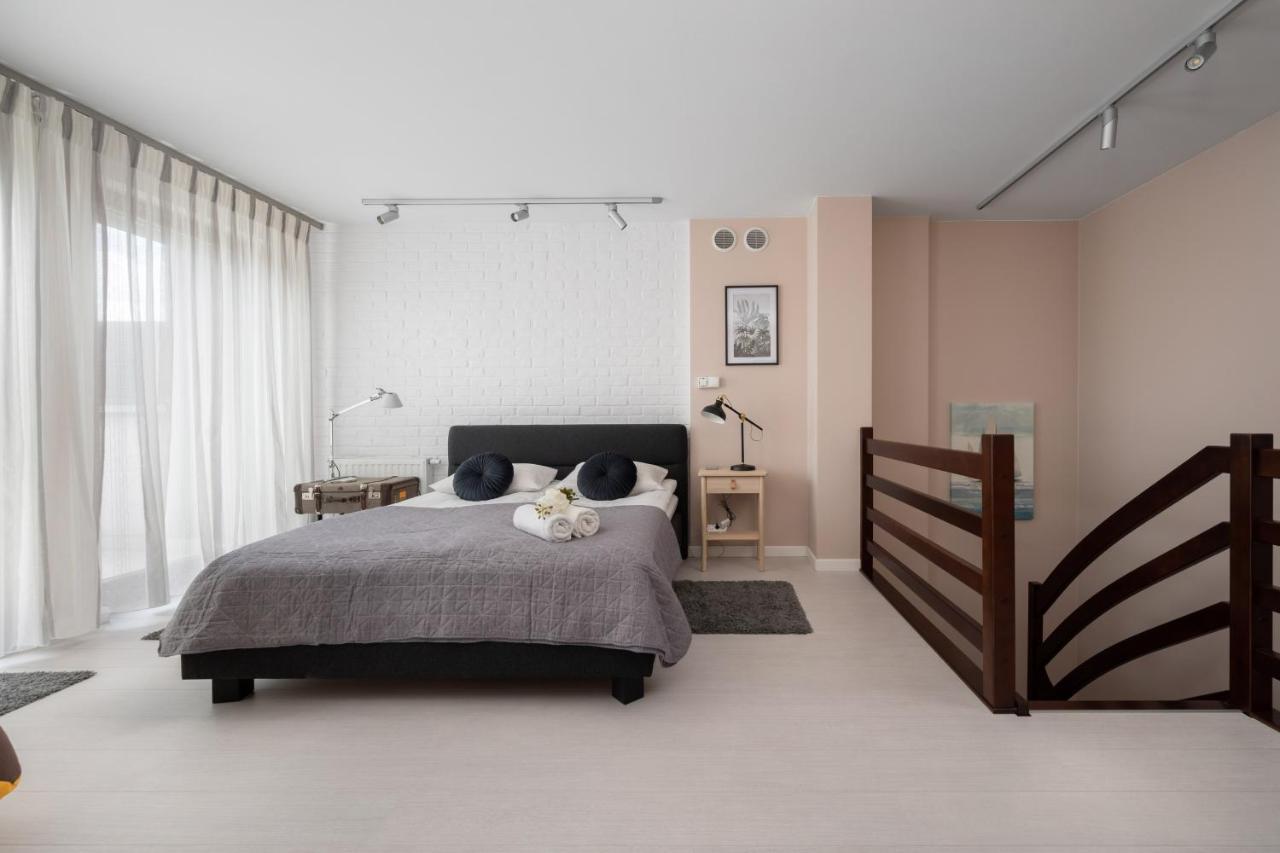 Wroclaw Dabie Silver By Renters Kültér fotó
